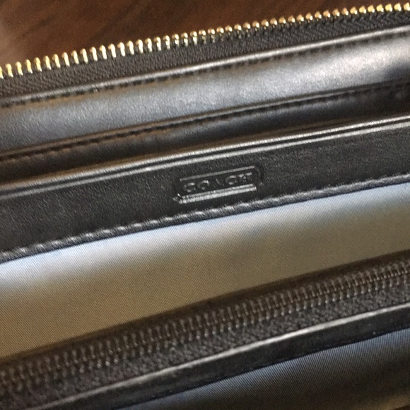 Coach Wallet - Picture 5 of 5